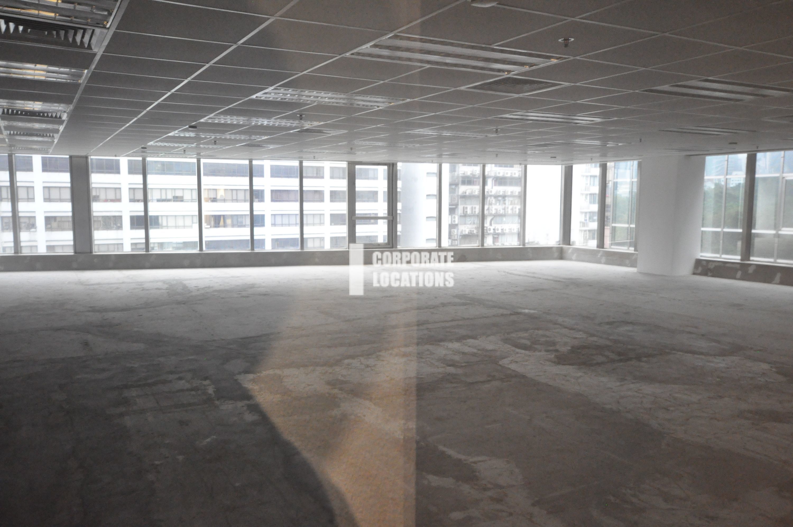 Typical Interior Commercial space in Silvercord Tower 2 - Tsim Sha Tsui / Jordan